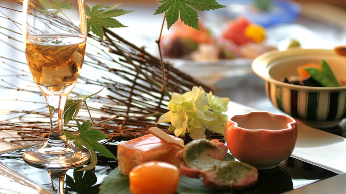 熱海de部屋食◆お祝い旅♪エブリディ感謝Ｄay！大好きな人に感謝の気持ちを伝えよう！1泊2食付